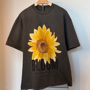 Luetti Charcoal T-Shirt